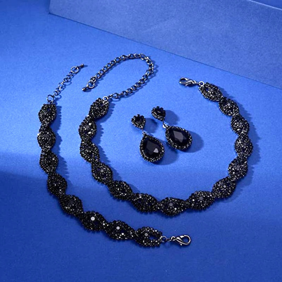 #48 Black Rhinestone Necklace Bracelet Earrings Handbag Crystal Necklace Set - Picture 4 of 7